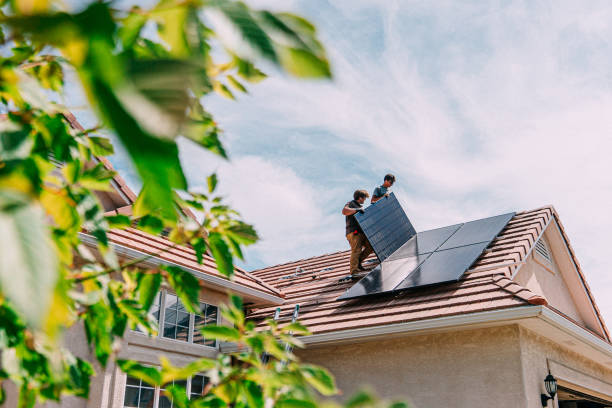 Best Roof Gutter Cleaning  in Thedral City, CA